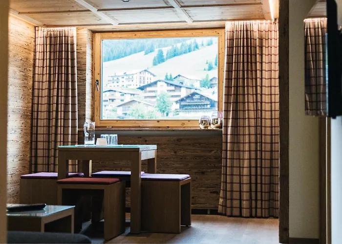 プフェッファーコルンズ ホテル 4*